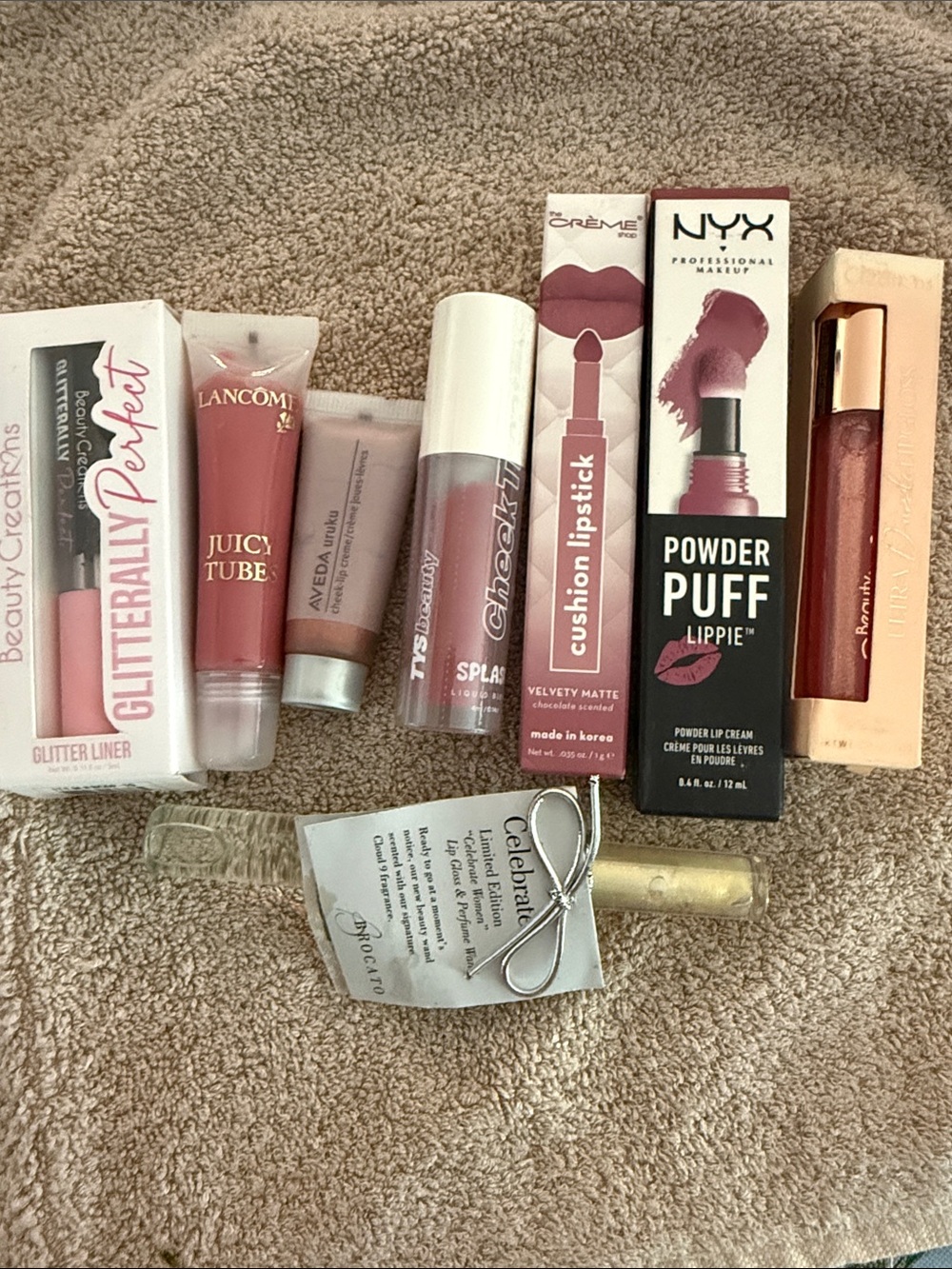 NYX Powder Puff Lippie & Mauve Lip Mix Lot of 8 lip and cheek